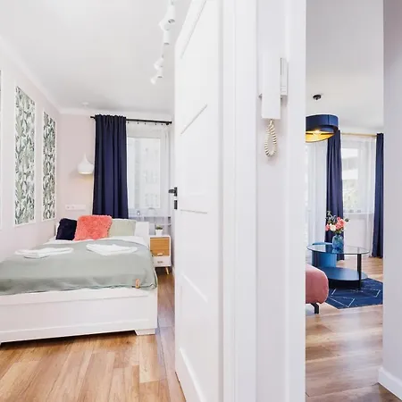 Apartment Przy Bulwarach Wislanych Kosciuszki By Renters *