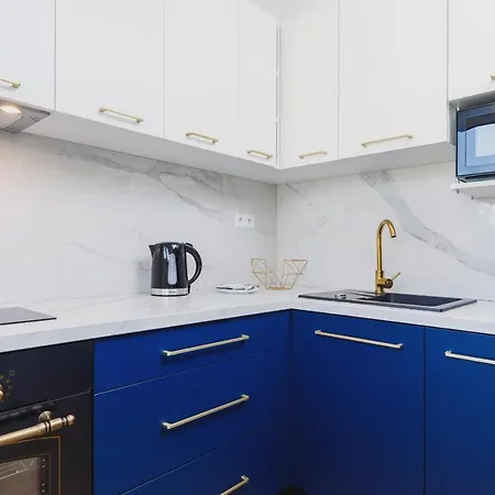 Przy Bulwarach Wislanych Kosciuszki By Renters * Cracovia