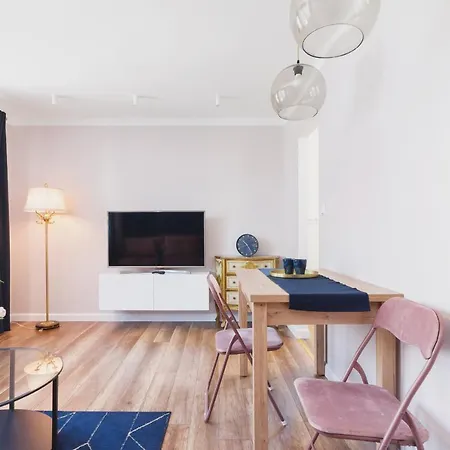 Lejlighed Przy Bulwarach Wislanych Kosciuszki By Renters